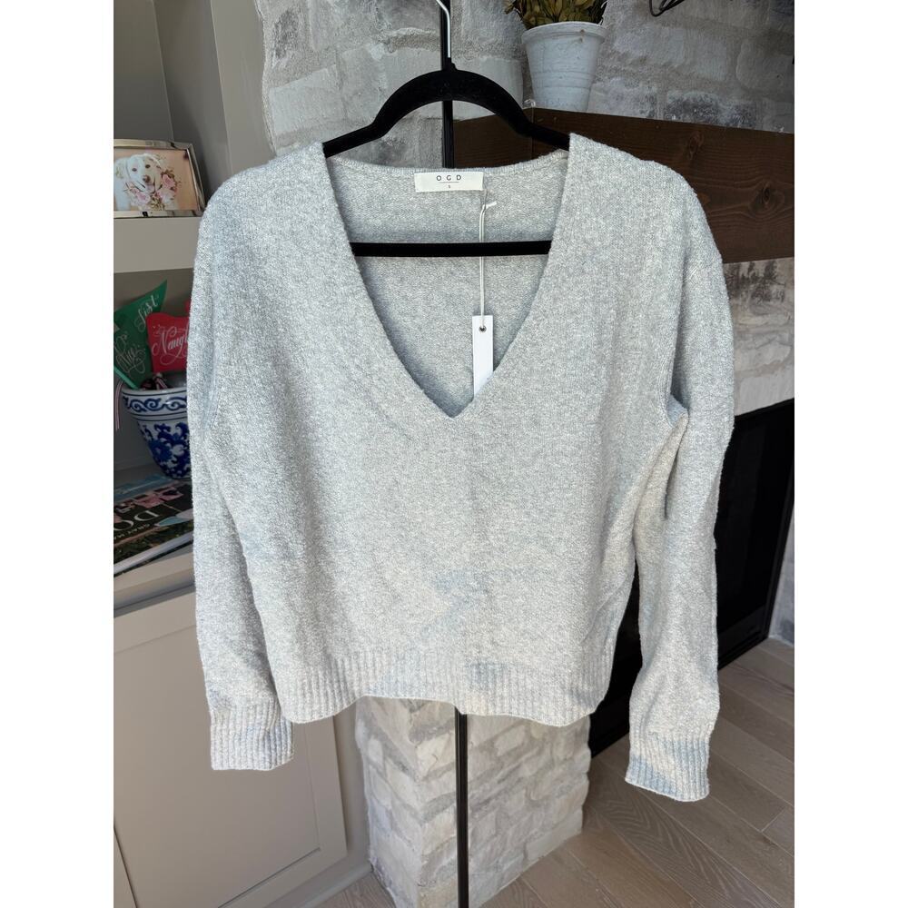 One Grey Day Women's Heather Grey Cashmere V Neck Sweater Size S